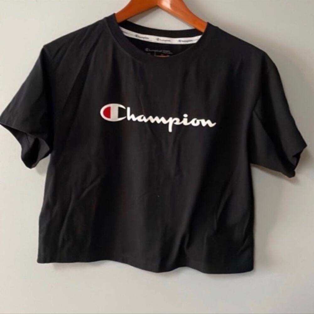 Womens Size S Champion Black Crop Top 60% cotton 40% polyester Great condition